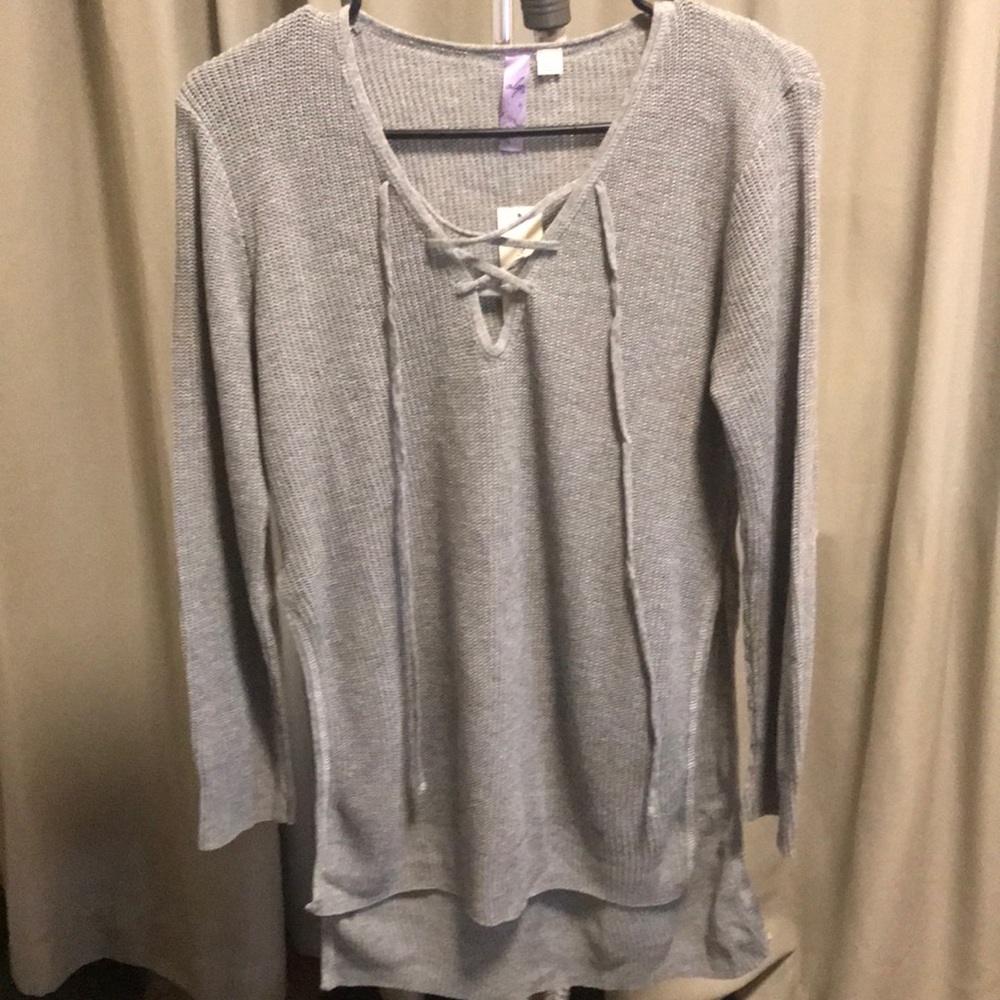 Francesca’s Criss Cross Grey Sweater